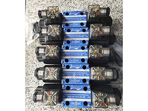 ����늴��y